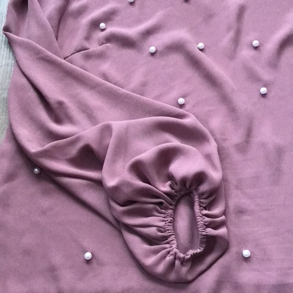 Pearl Beaded Frilled Neckline Lantern Sleeve Top shein medium - Picture 3 of 8